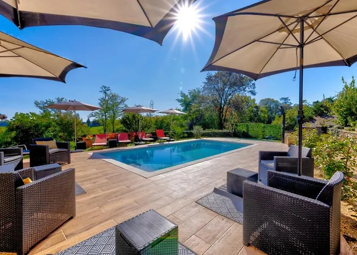 La Demeure Du Choeur - Art Deco Bed & Breakfast Rouffignac Saint-Cernin